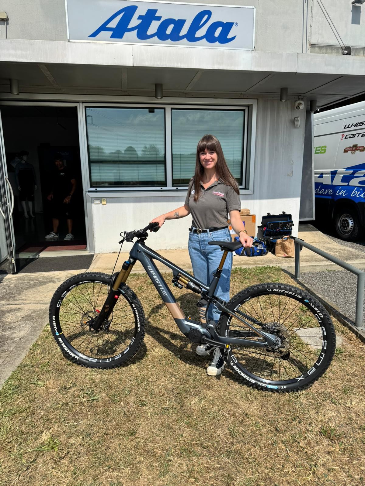 NOVITA’ IN CASA WHISTLE, E-BIKE AXR CON MOTORE DJI