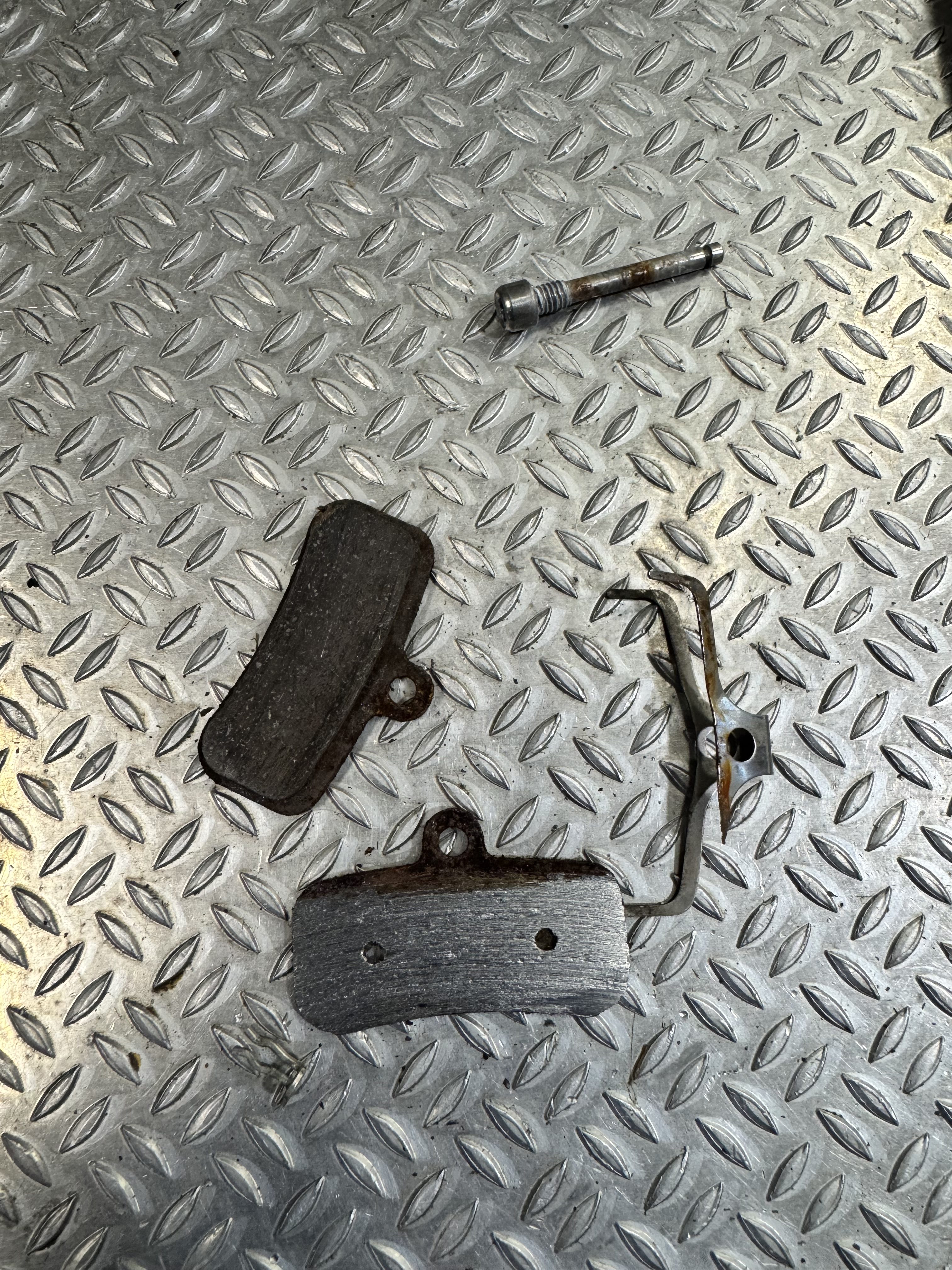 Pastiglie freno Shimano finite 